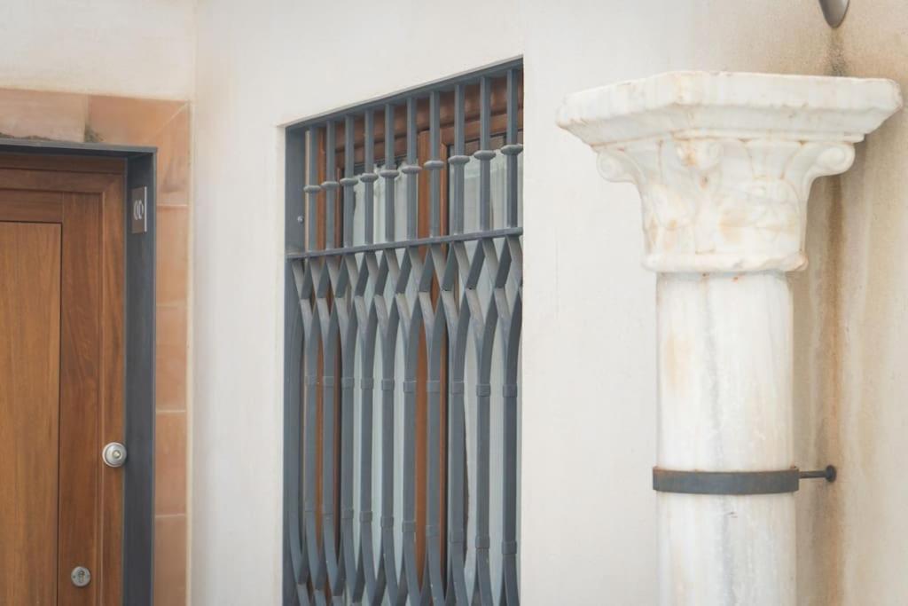 Apartamento Nuevo Junto A La Catedral De Sevilla Exterior photo